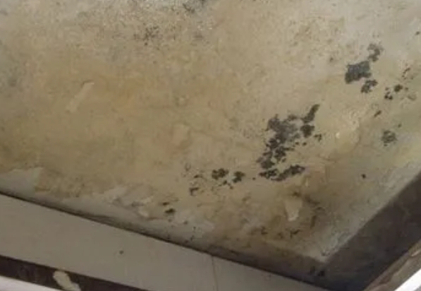 甘南阳台漏水维修公司分享下甘南卫生间渗水维修需要注意哪些问题。